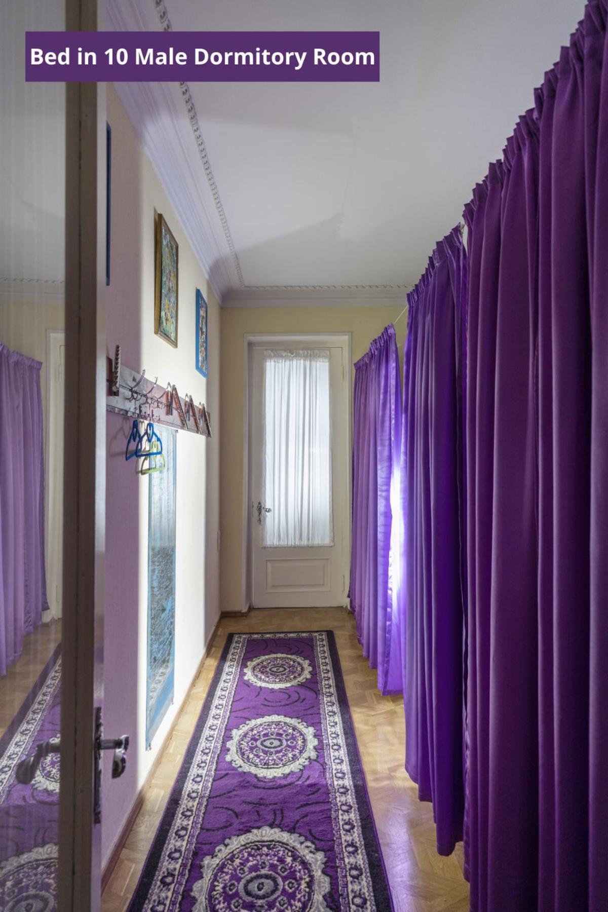 Elia Boutique Hostel & Apart-Hotel Тбилиси Стая снимка